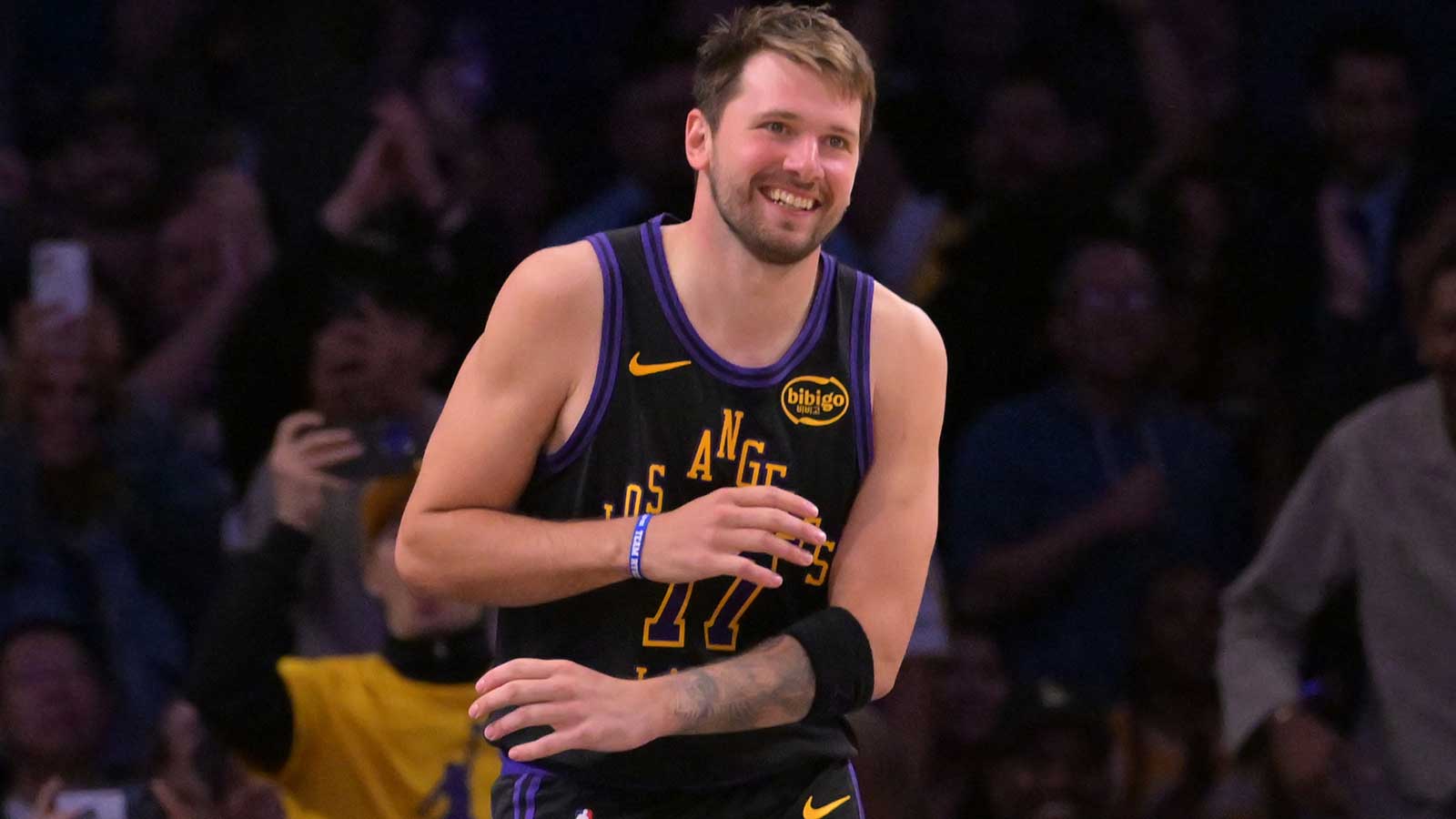 Lakers’ Luka Doncic jokes that he hurt himself on rare dunk that passes Austin Reaves
