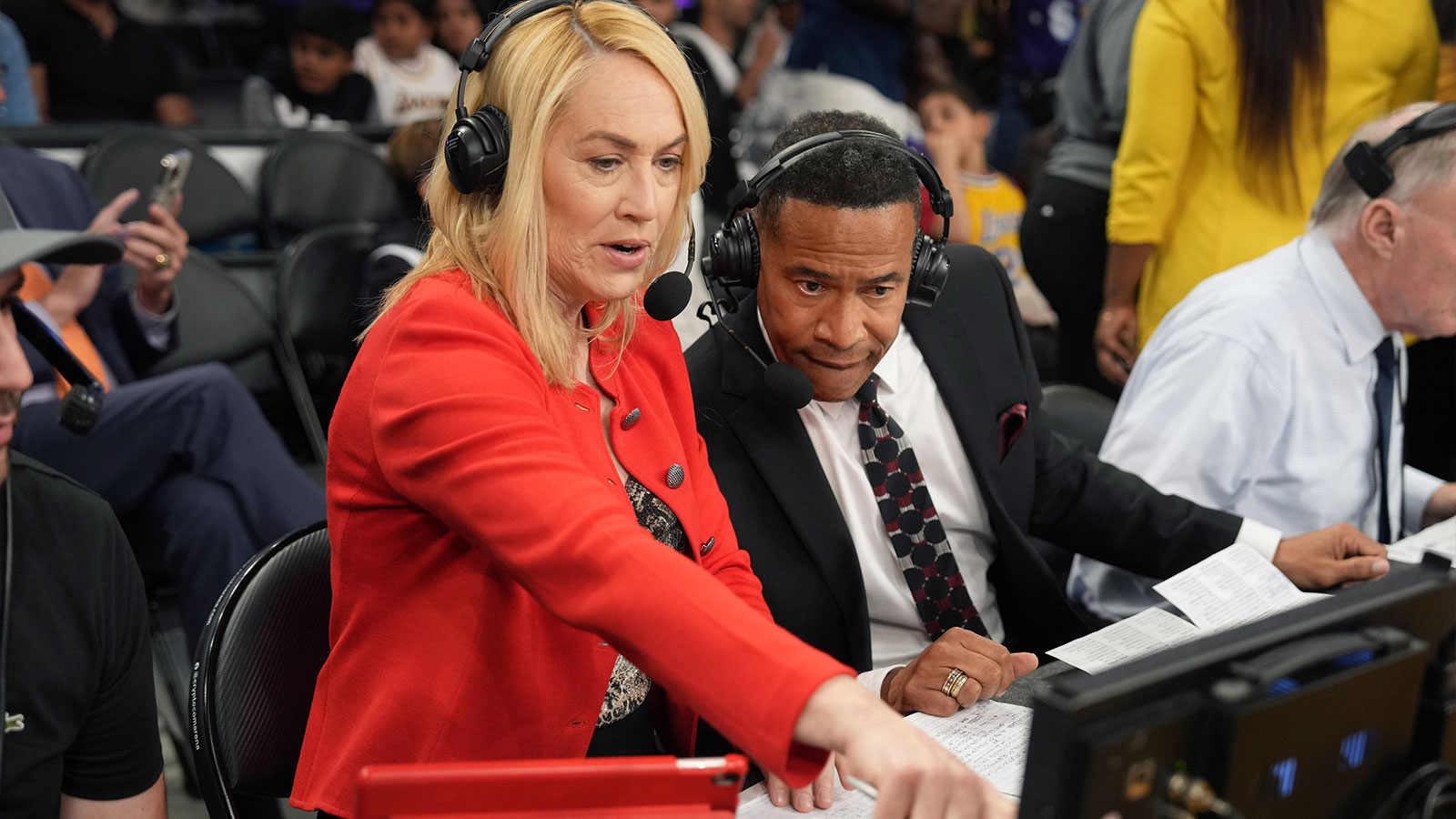 Doris Burke fights off tears in heartwarming farewell message to Mark Jones