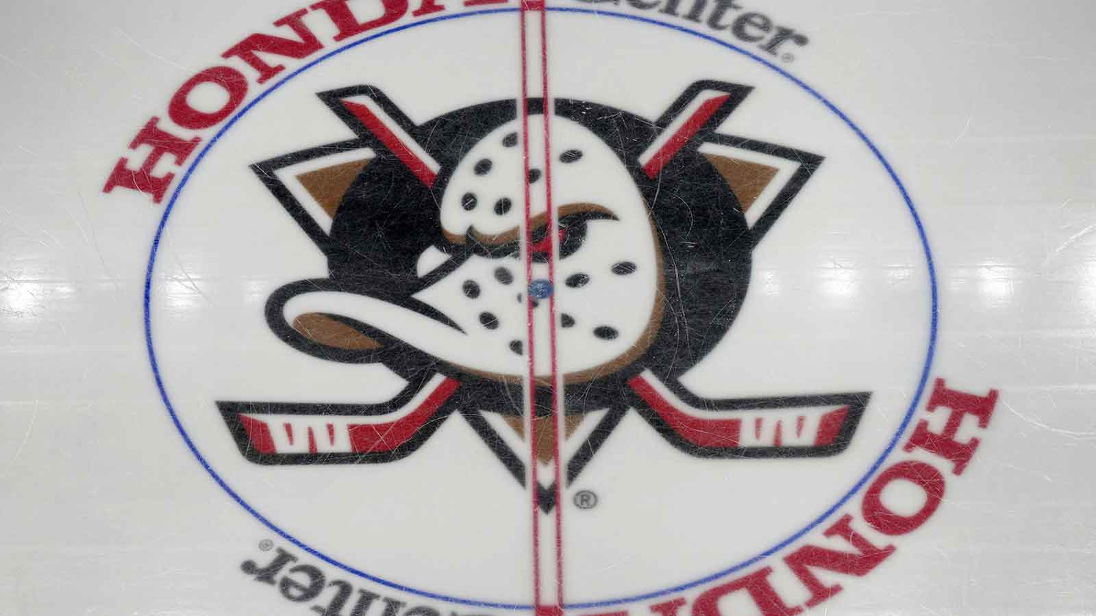 Ducks sign GM Pat Verbeek to multi-year extension