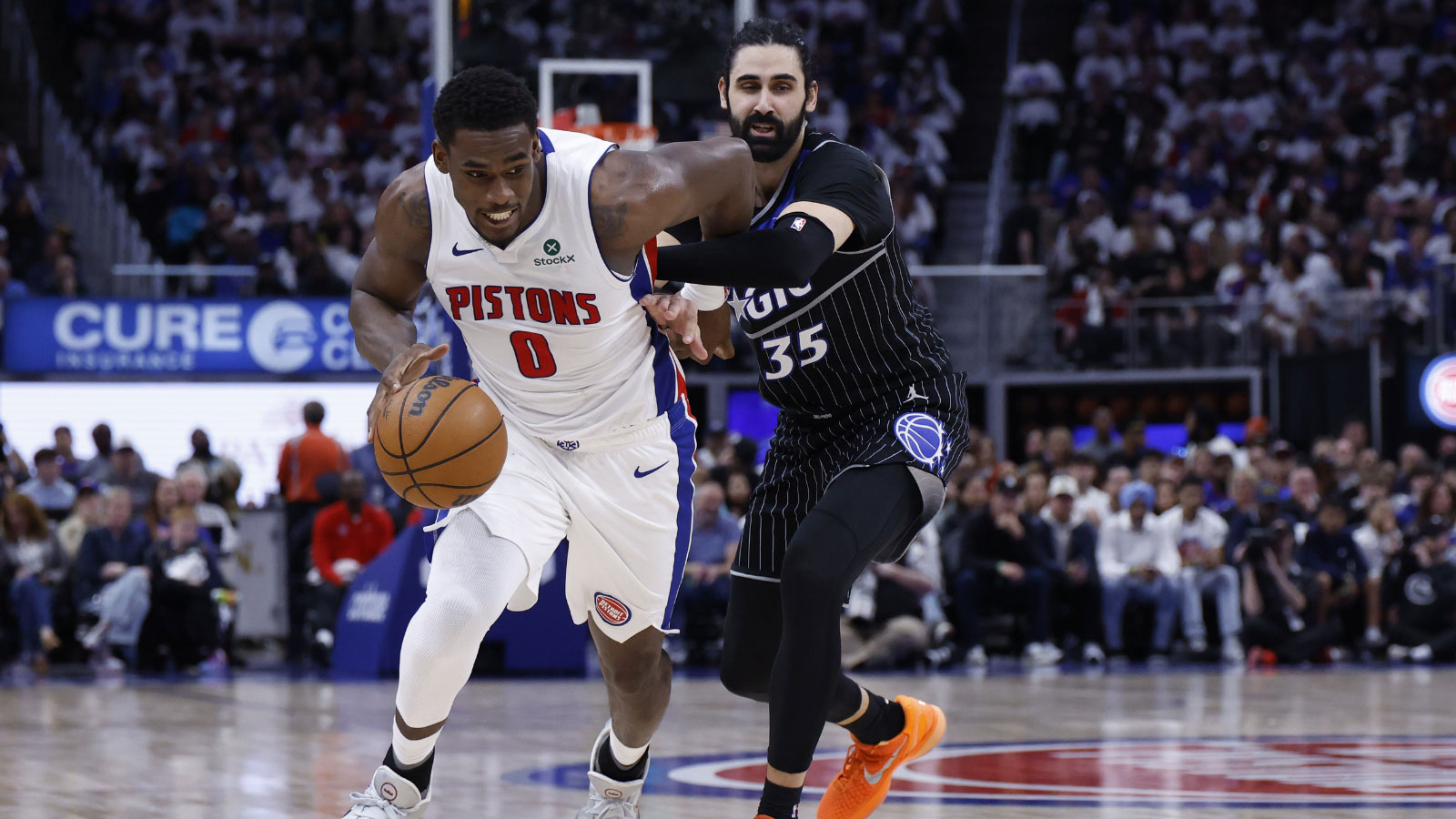 Jalen Duren fumbling bag hard with pathetic start to Magic series that has Pistons fans baffled