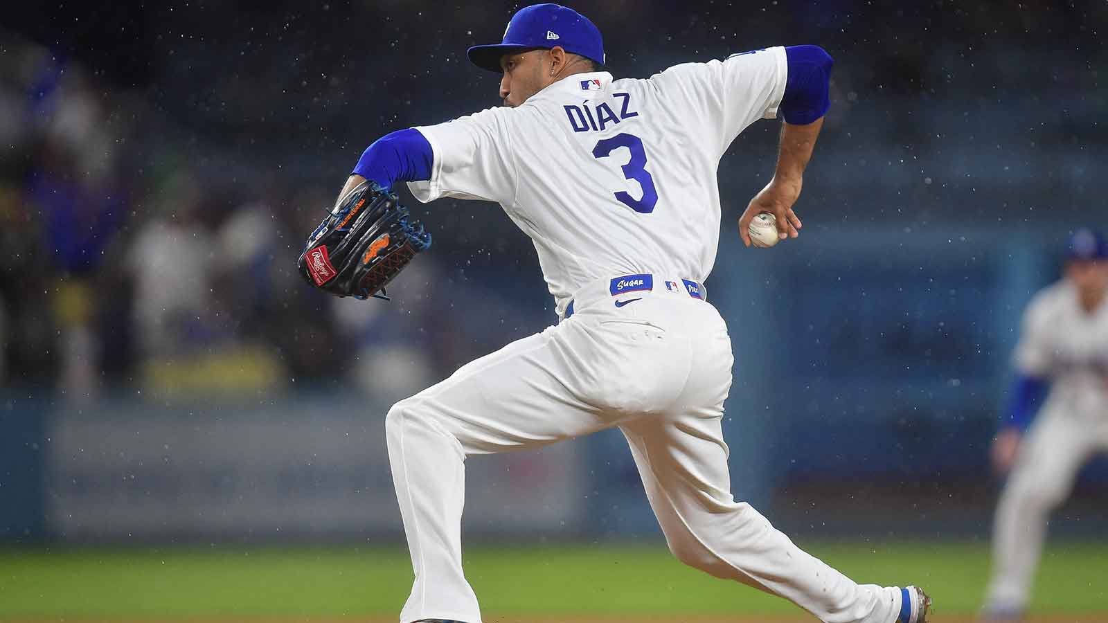 When Dodgers pitcher Edwin Diaz could return from April elbow surgery