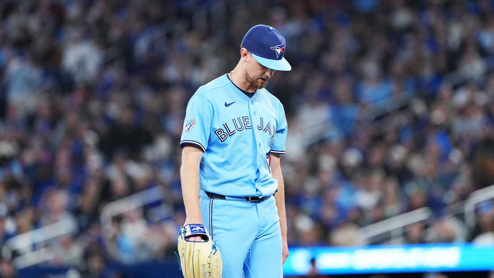 Blue Jays’ Eric Lauer eases neck injury concerns with candid explanation