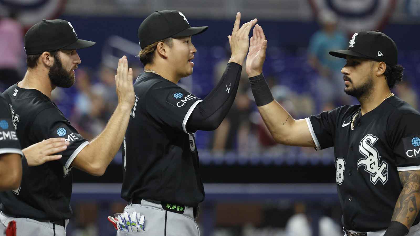 Watch White Sox outfielder Everson Pereira lay out for ‘SportsCenter’ catch vs. Diamondbacks