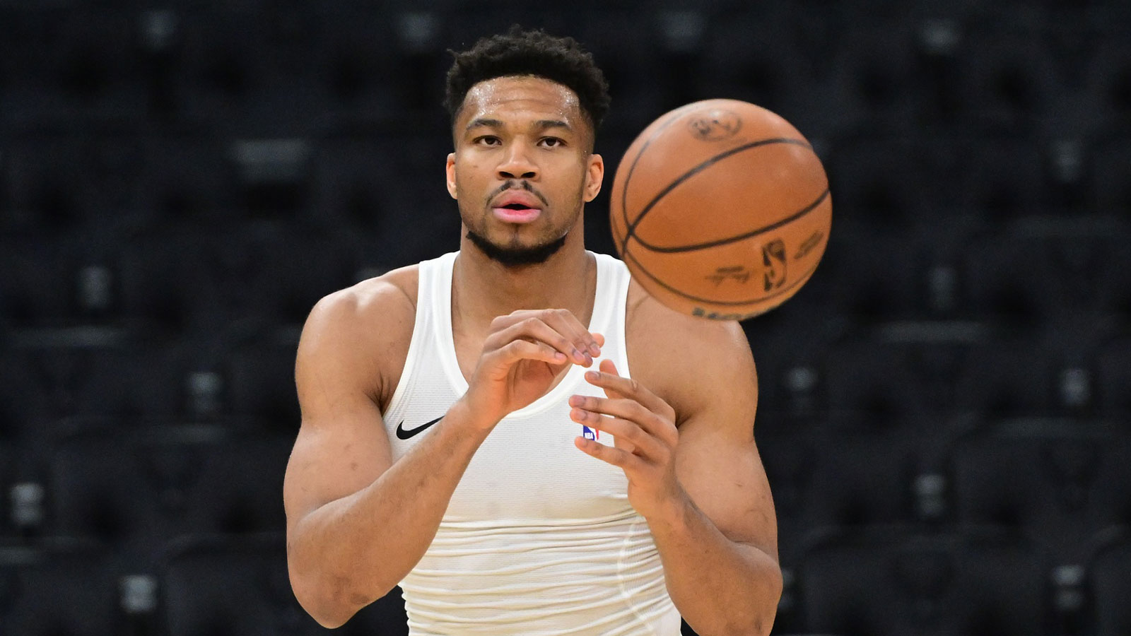 Bucks’ Giannis Antetokounmpo drops NSFW take on sitting out games while healthy