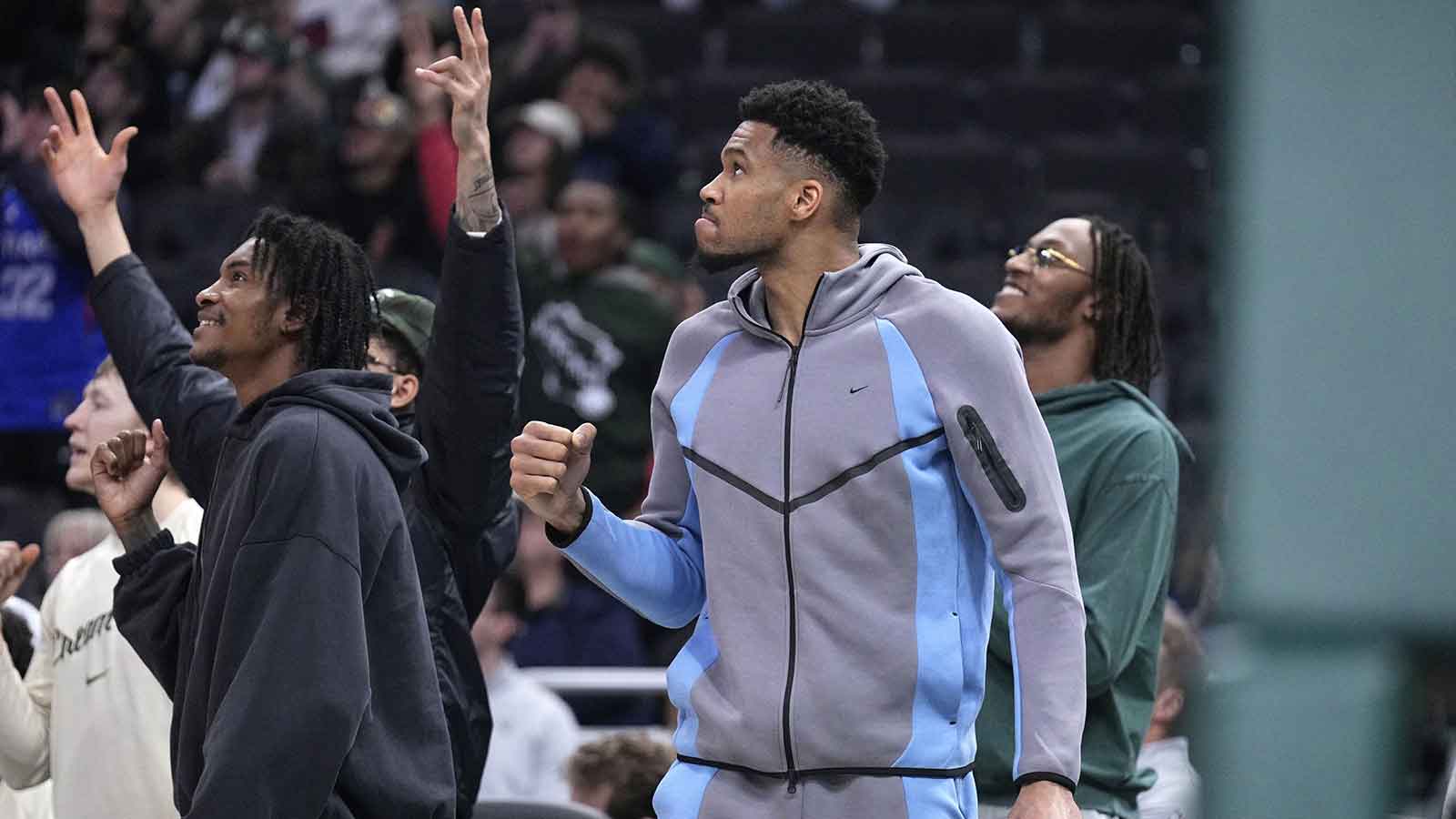 Is Bucks’ Giannis Antetokounmpo returning from injury tonight vs. Pistons?