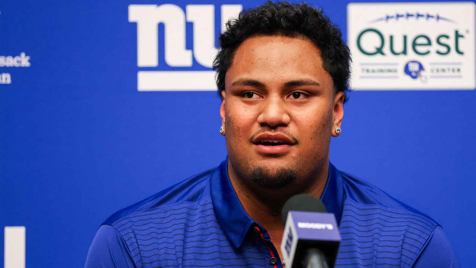 https://wp.clutchpoints.com/wp-content/uploads/2026/04/Giants-OT-Francis-Mauigoa.jpg
