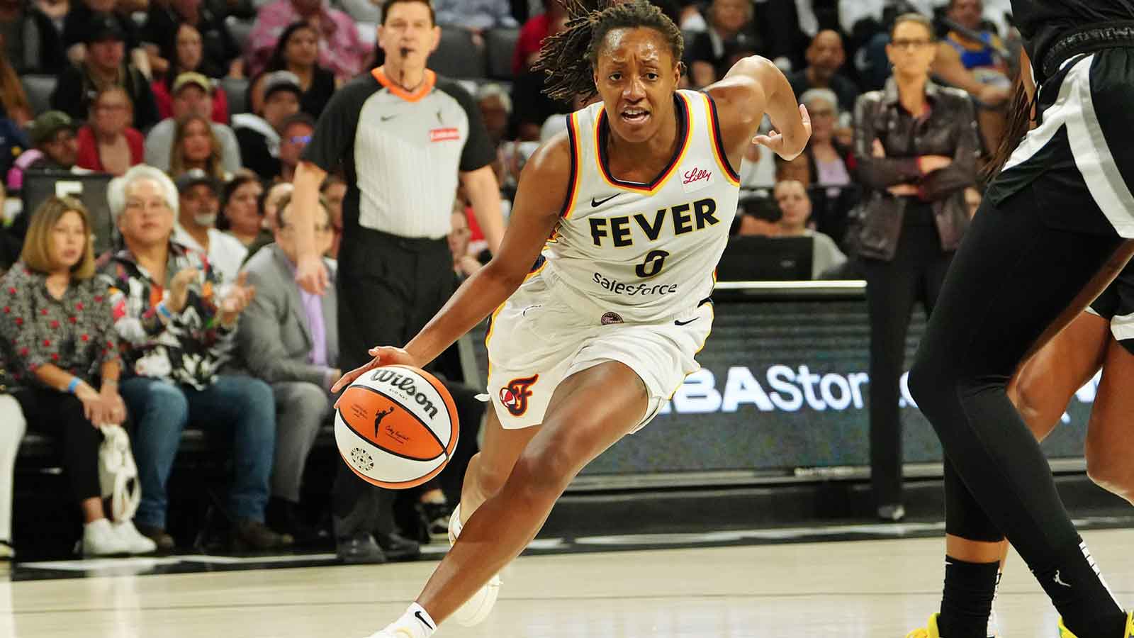 Kelsey Mitchell gets core qualifying offer after career-high season