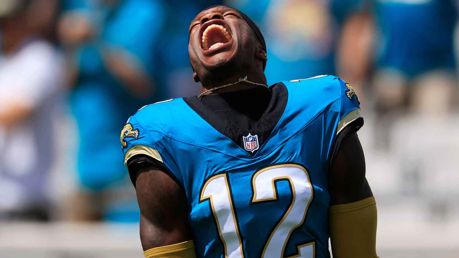 Travis Hunter, Ian Rapoport go back-and-forth on role