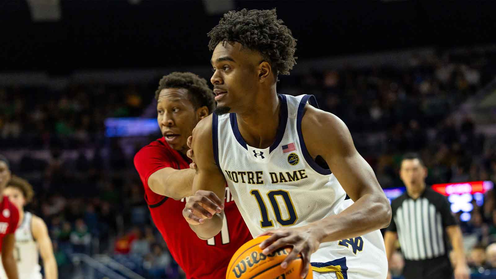 https://wp.clutchpoints.com/wp-content/uploads/2026/04/Jaden-Haralson-dribbling-.jpg
