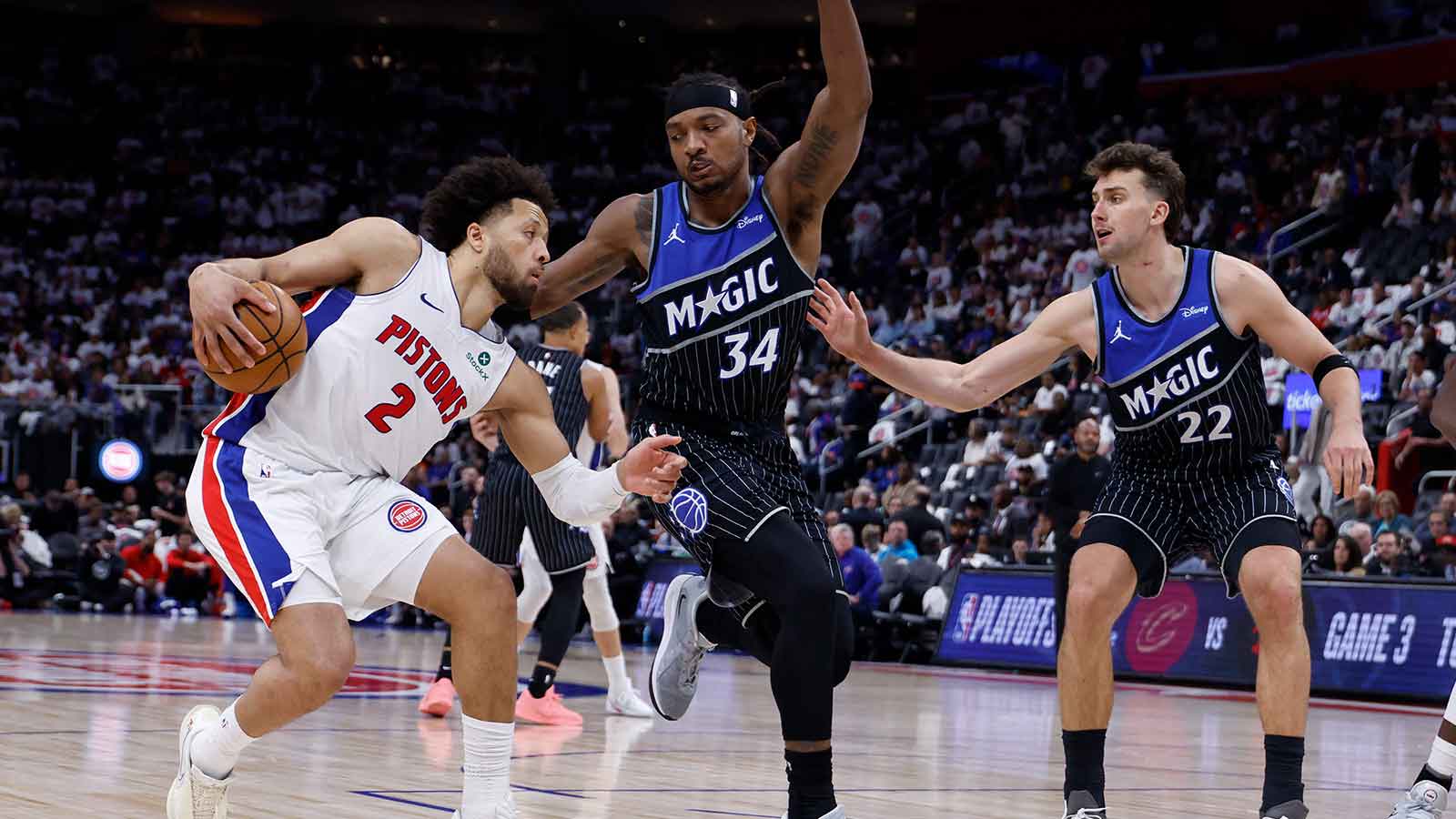 Jamahl Mosley credits ‘timely’ Pistons for Magic’s lack of Game 2 rhythm