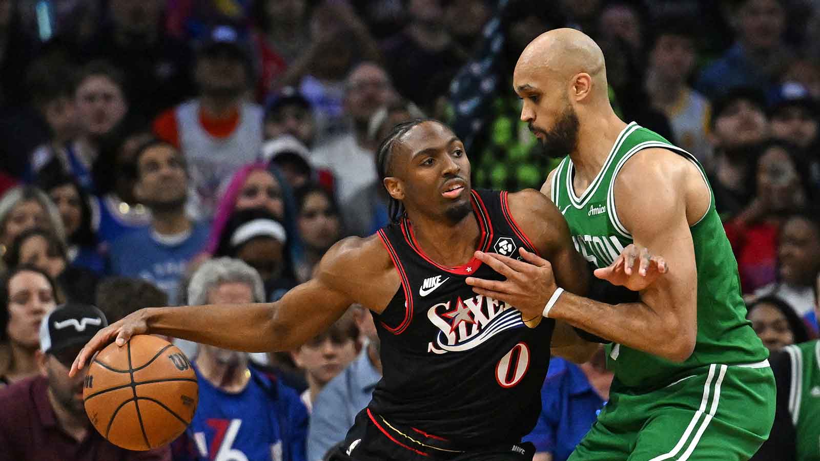 https://wp.clutchpoints.com/wp-content/uploads/2026/04/Joe-Mazzulla-gives-flowers-to-Derrick-White-after-Game-3-despite-struggles.jpg