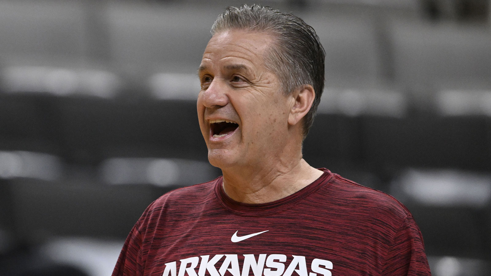 https://wp.clutchpoints.com/wp-content/uploads/2026/04/John-Calipari-lands-17-4-PPG-Georgia-stud-via-transfer-portal.jpg