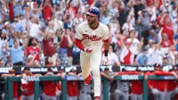 Justin Crawford, Edmundo Sosa hero ball has Phillies fans going wild