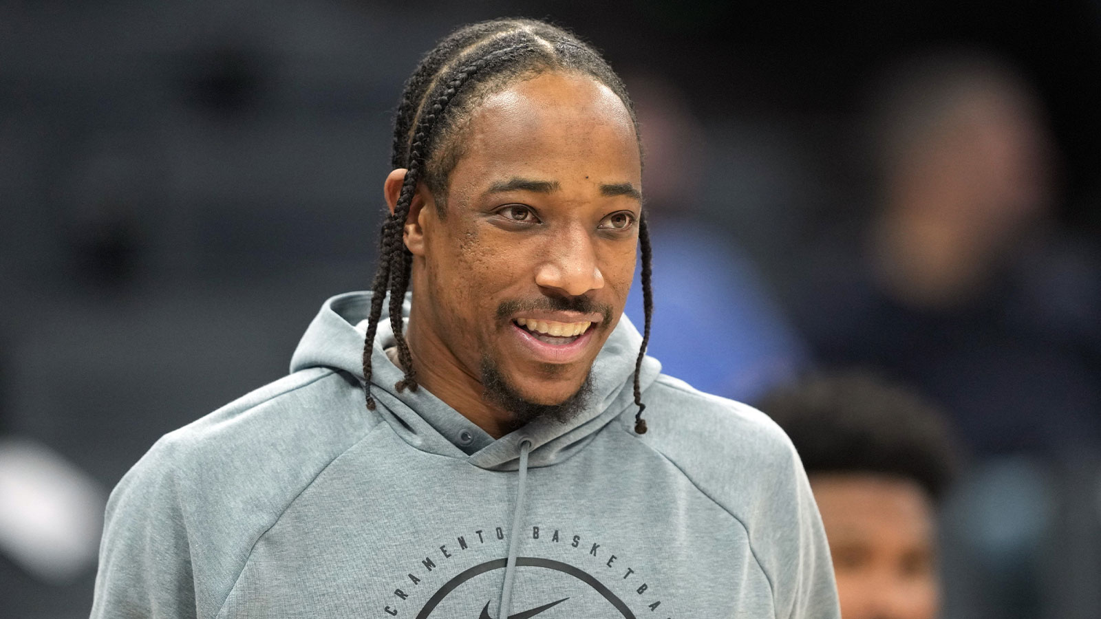 Watch Kings’ DeMar DeRozan pass Oscar Robertson on all-time NBA scoring list