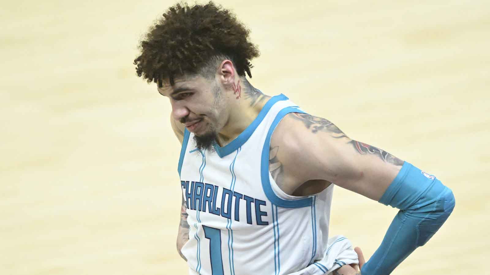 Hornets’ LaMelo Ball avoids suspension, fined $60k for tripping Bam Adebayo