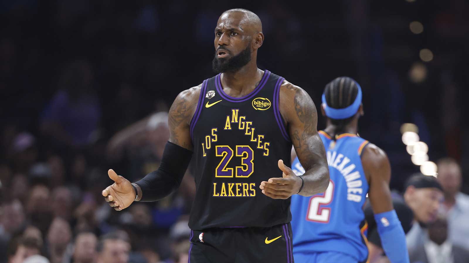 Fans dunk on Lakers during embarrassing first-half rout vs. Thunder