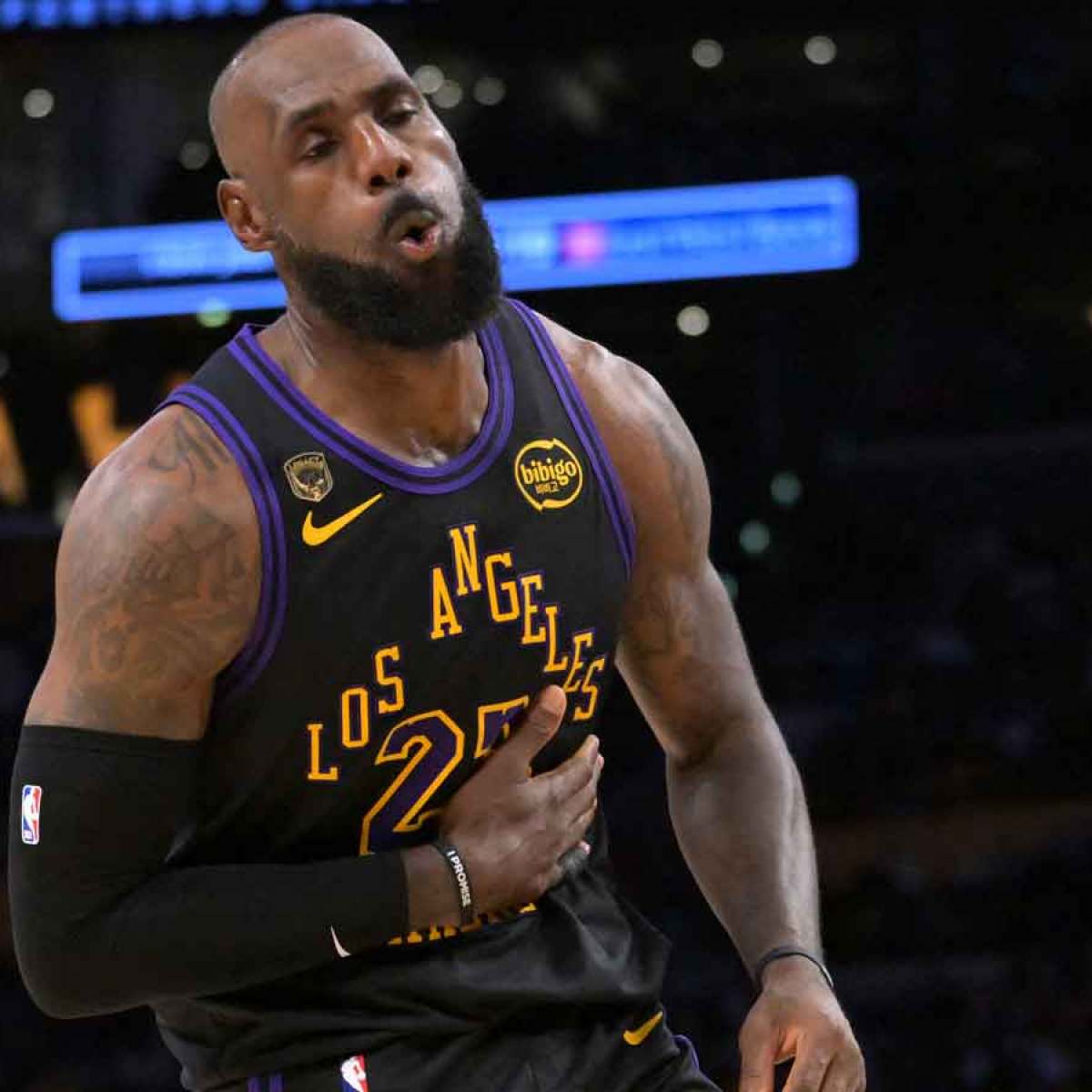 Lakers news: LeBron James' 24-0 record is on line after going up 2-0 on  Rockets