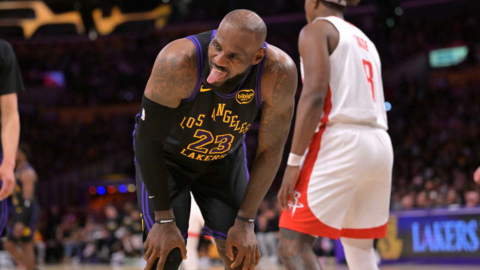 Lakers’ LeBron James flexes telepathy with Marcus Smart after Game 2 win