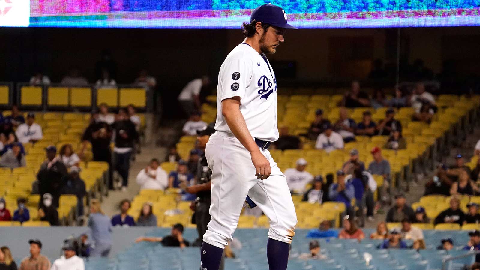 Trevor Bauer responds to ClutchPoints' IG post on Rockies pathetic pitching with 3-word offer