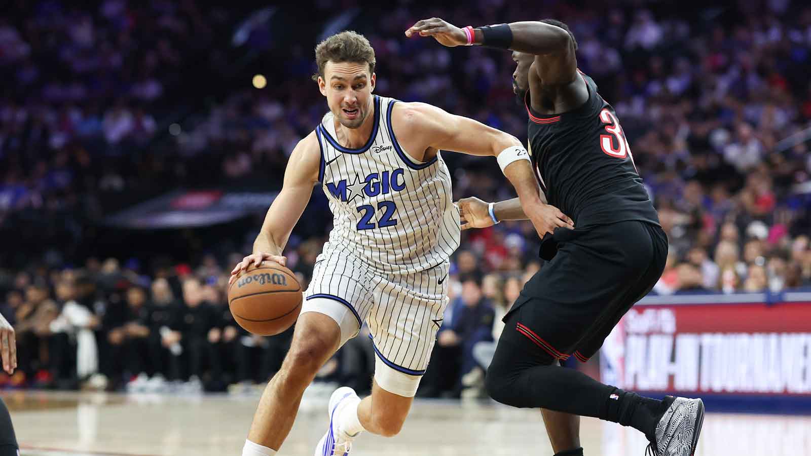 Magic news: Franz Wagner suffers injury, limps off court vs. 76ers