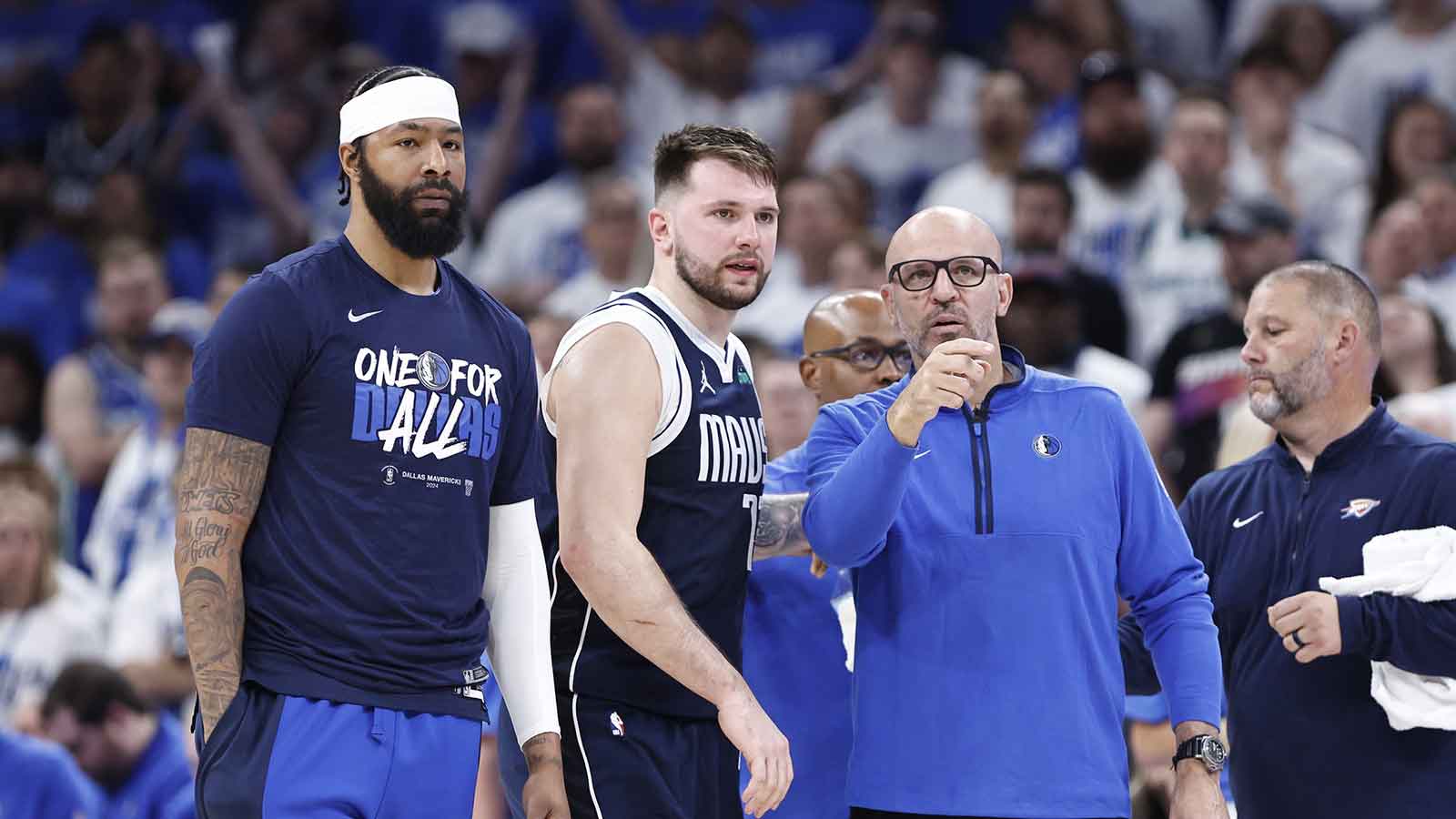 Mavericks head coach Jason Kidd talks to Dallas Mavericks guard Luka Doncic (77) during a time out against the Oklahoma City Thunder during the second half of game one of the second round for the 2024 NBA playoffs at Paycom Center