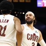 Max Strus keeps Cavs grounded after playoff clincher