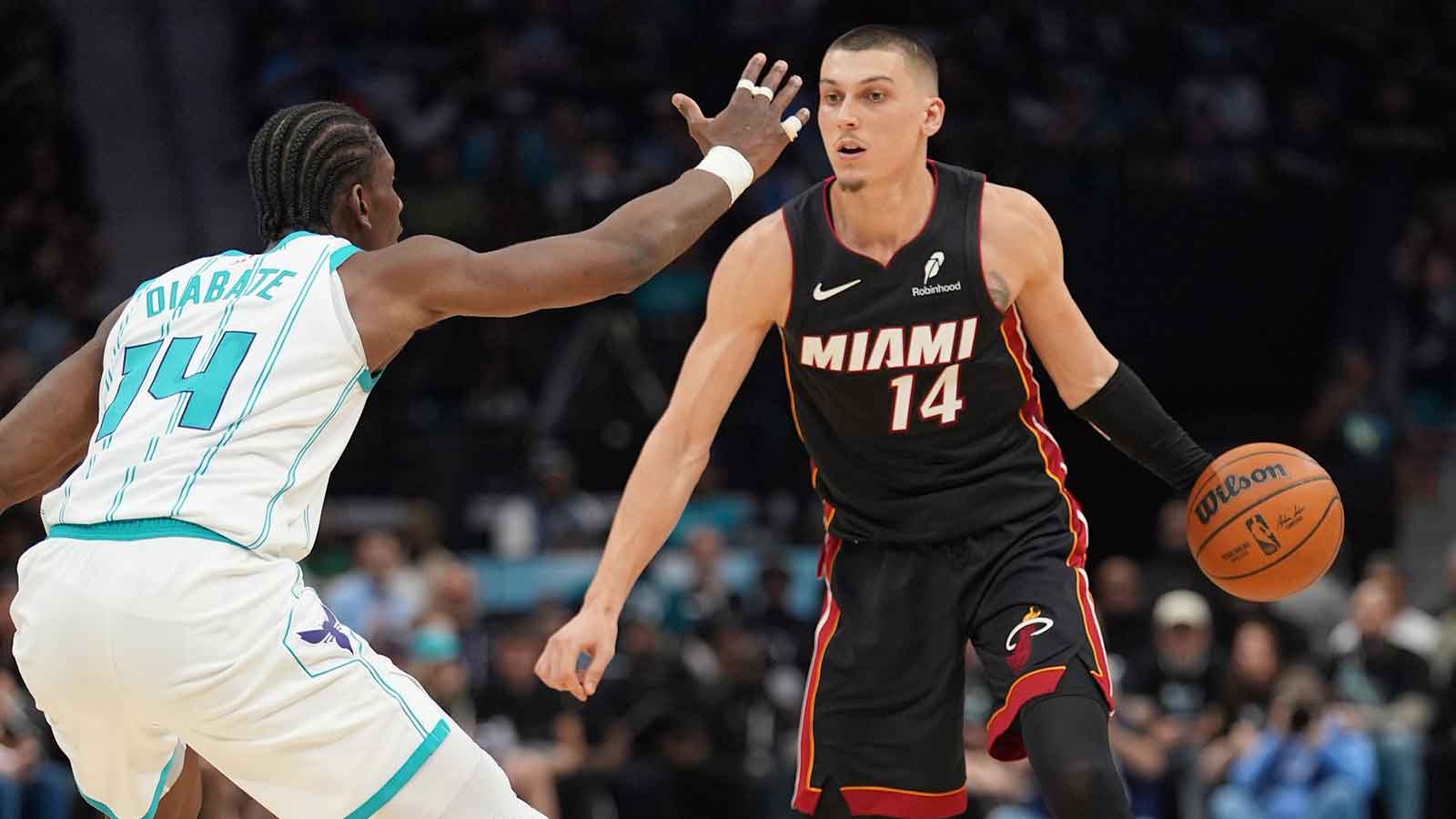 https://wp.clutchpoints.com/wp-content/uploads/2026/04/Miami-fans-are-rioting-on-X-after-brutal-meltdown-vs.-Hornets.jpg