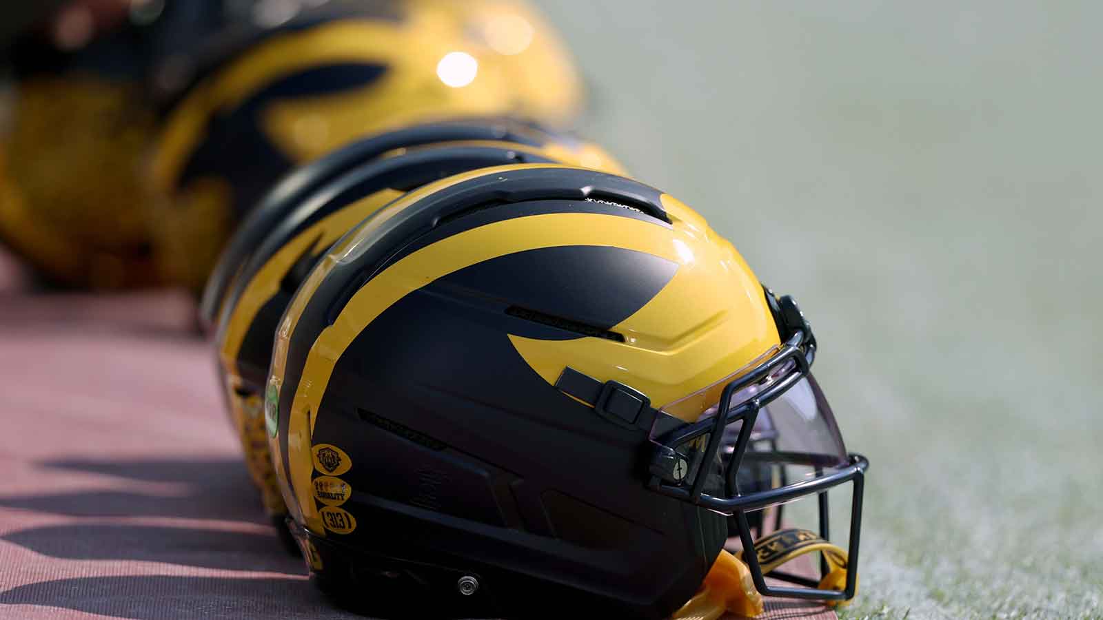 Kamden Lopati picks Michigan after decommitting from Illinois