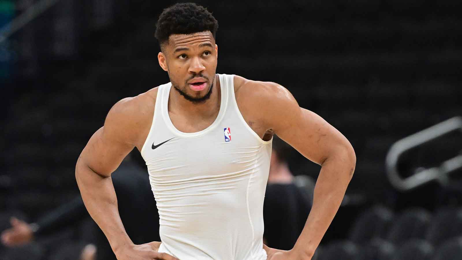 Bucks warned about holding Giannis Antetokounmpo out by ClutchPoints NBA Insider