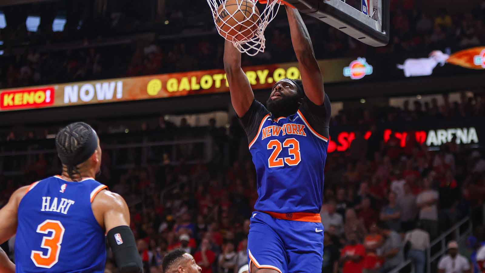 Mitchell Robinson’s trainer blasts ‘scared’ Mike Brown after Knicks’ Game 3 disaster vs. Hawks