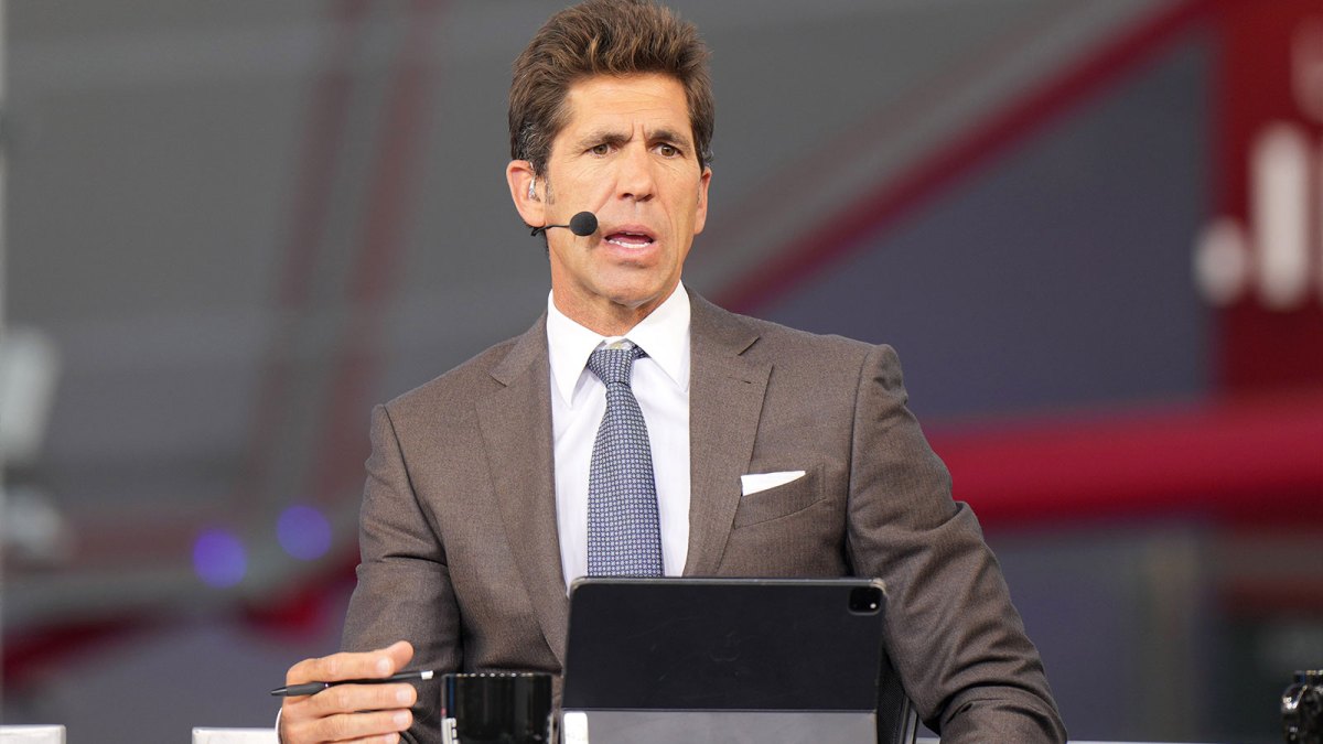 Bob Myers on the ESPN NBA Countdown live set at Intuit Dome.