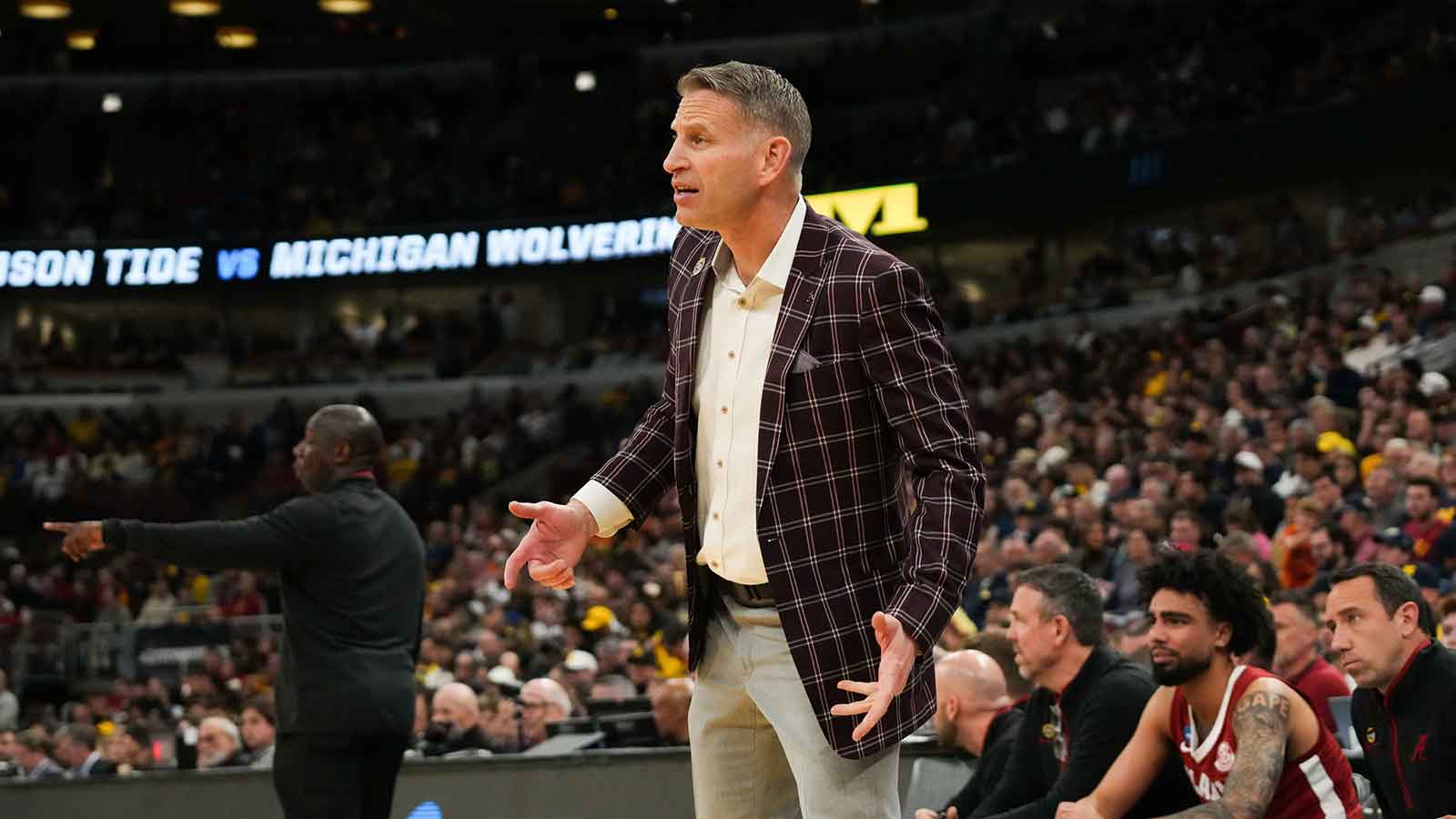 Alabama basketball rumors: Crimson Tide lead the way in former Kentucky guard’s recruitment