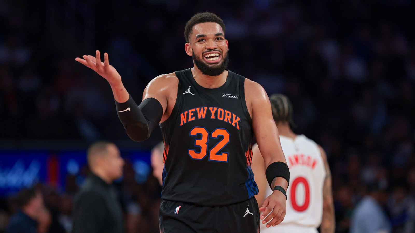 Knicks’ Karl-Anthony Towns credits Magic Johnson for playmaking passion