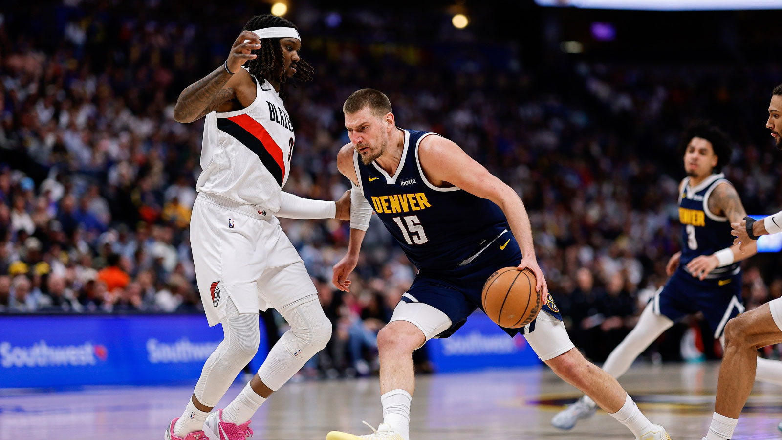 Nuggets’ Nikola Jokic pulls off insane feat not seen since 1973-74 in comeback thriller vs. Blazers