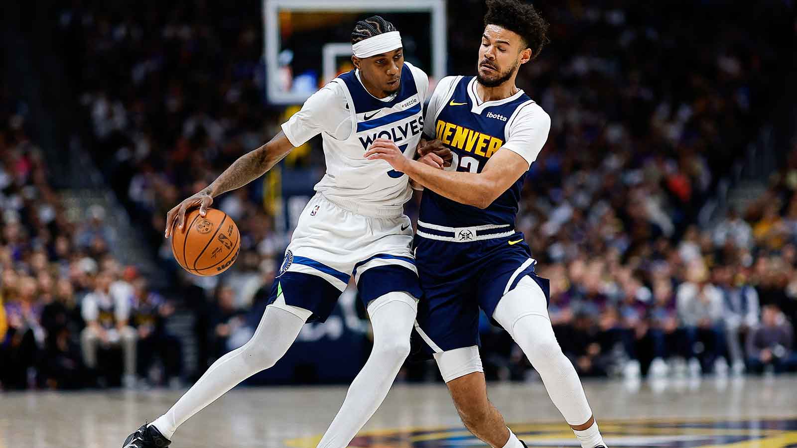 Nuggets fans serenade Jaden McDaniels with 2-word diss in Game 5