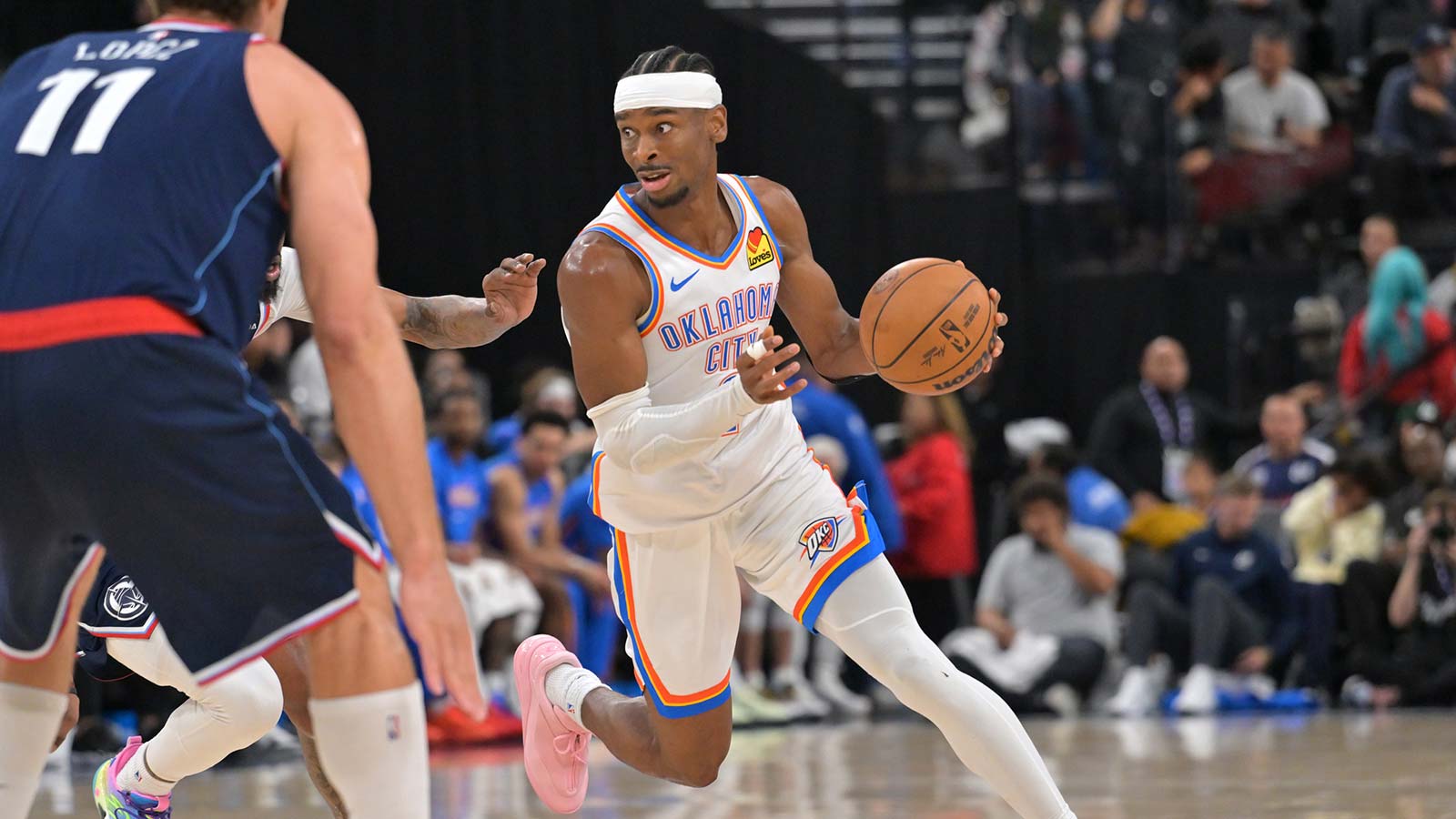 Shai Gilgeous-Alexander, Thunder lock up West’s top seed after dismantling Clippers