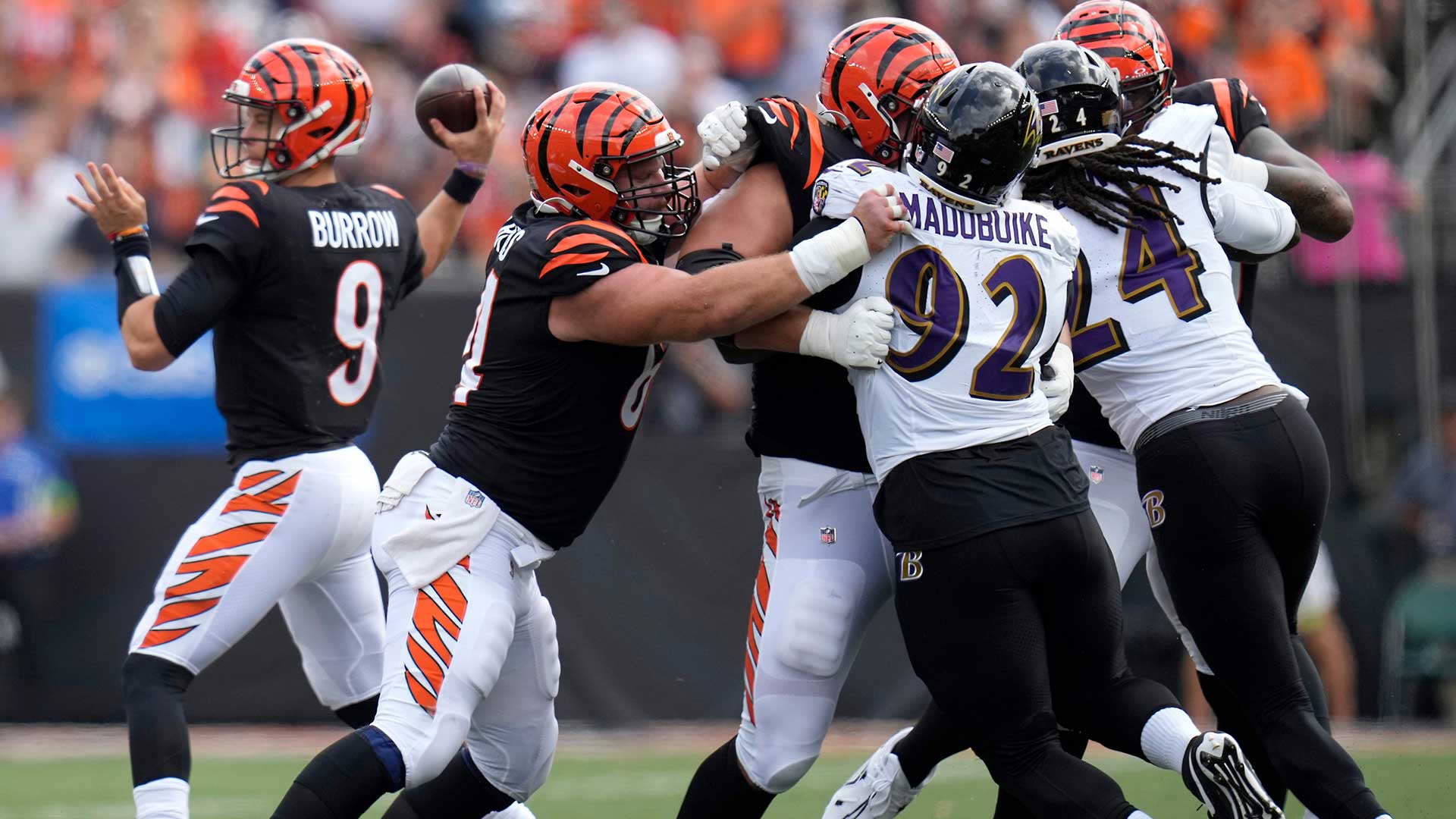 Bengals’ Orlando Brown Jr downplays Joe Burrow rumors with blunt message