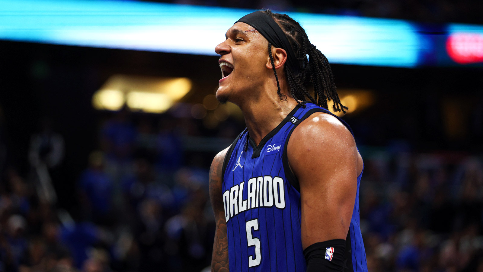 Paolo Banchero gets wild bounce to help Magic clinch Game 3 win vs. Pistons