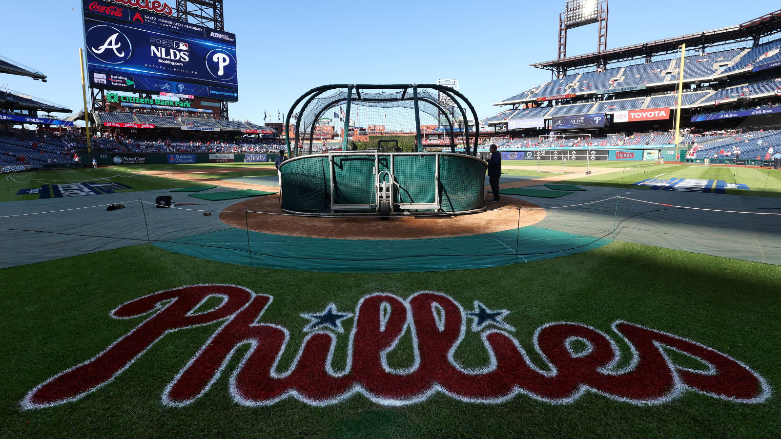 Phillies place pitcher on IL ahead of Cubs clash