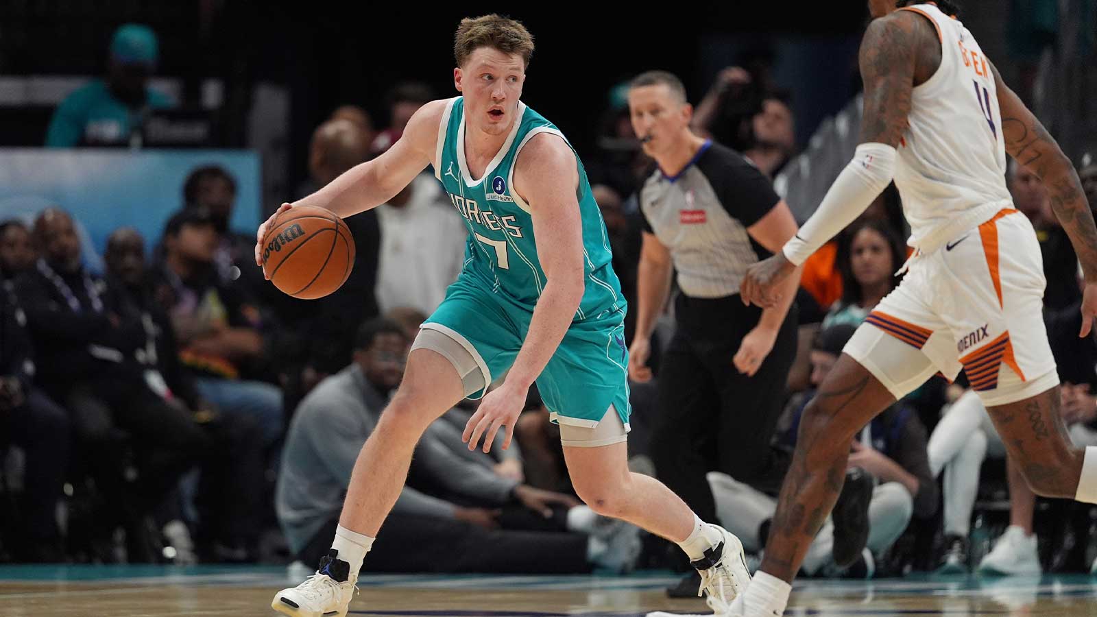 Hornets’ Kon Knueppel reveals Kemba Walker’s message before breaking franchise record