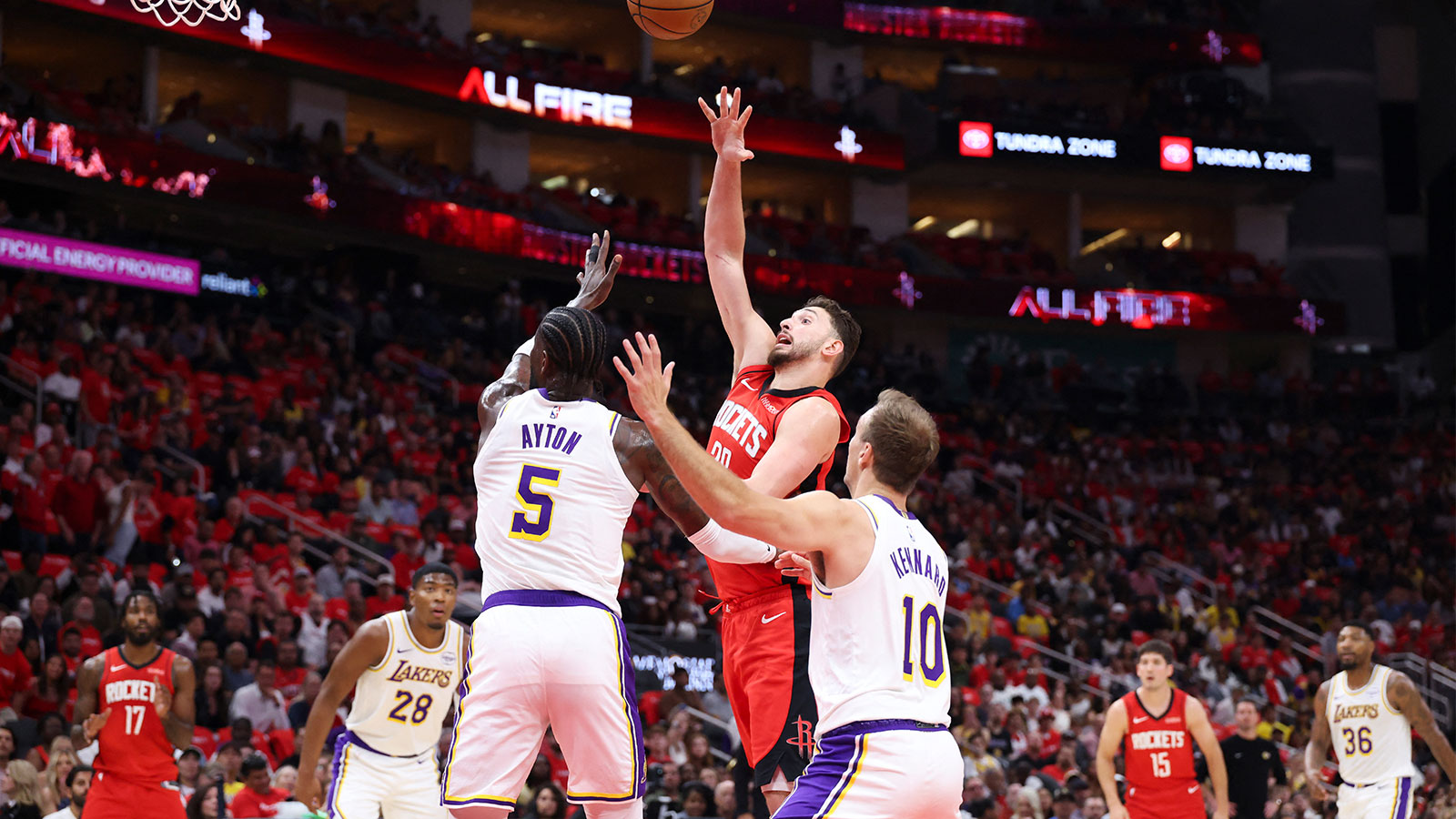 Rockets’ Alperen Sengun, Ime Udoka blast ‘soft’ Deandre Ayton ejection