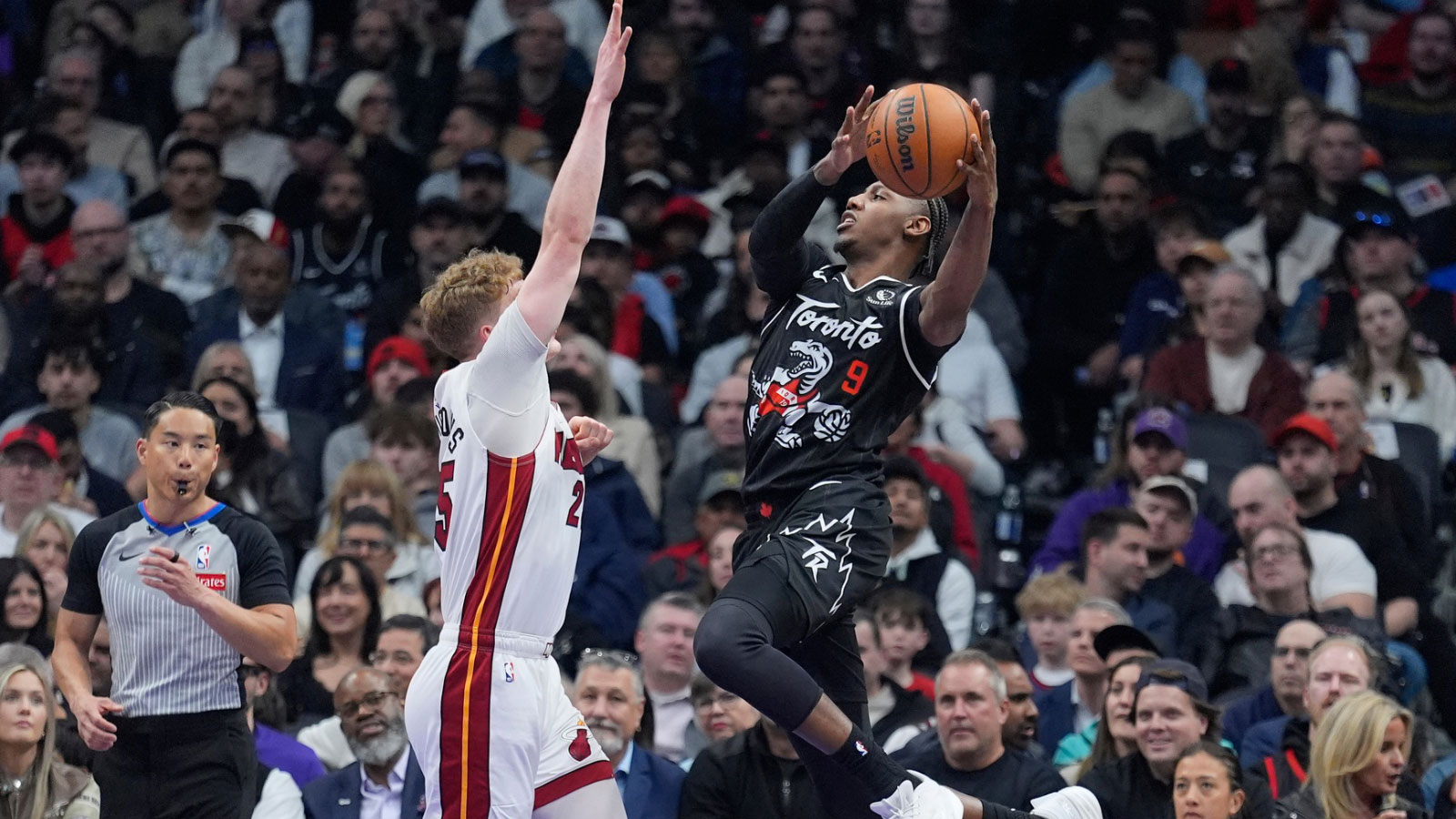 https://wp.clutchpoints.com/wp-content/uploads/2026/04/Raptors-forward-RJ-Barrett-vs-Heat.jpg