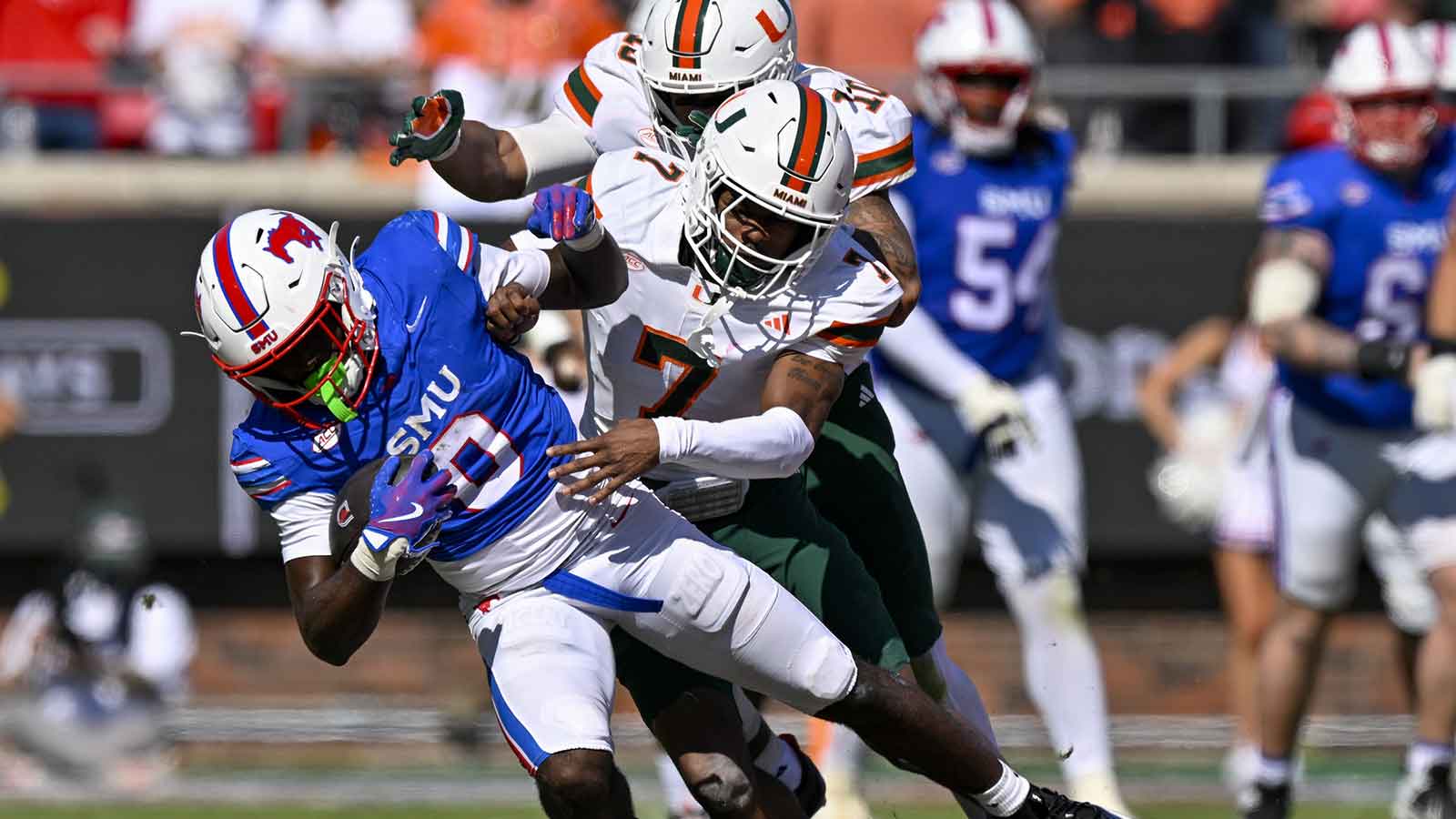 SMU beefs up interior with 4-star offensive lineman commit