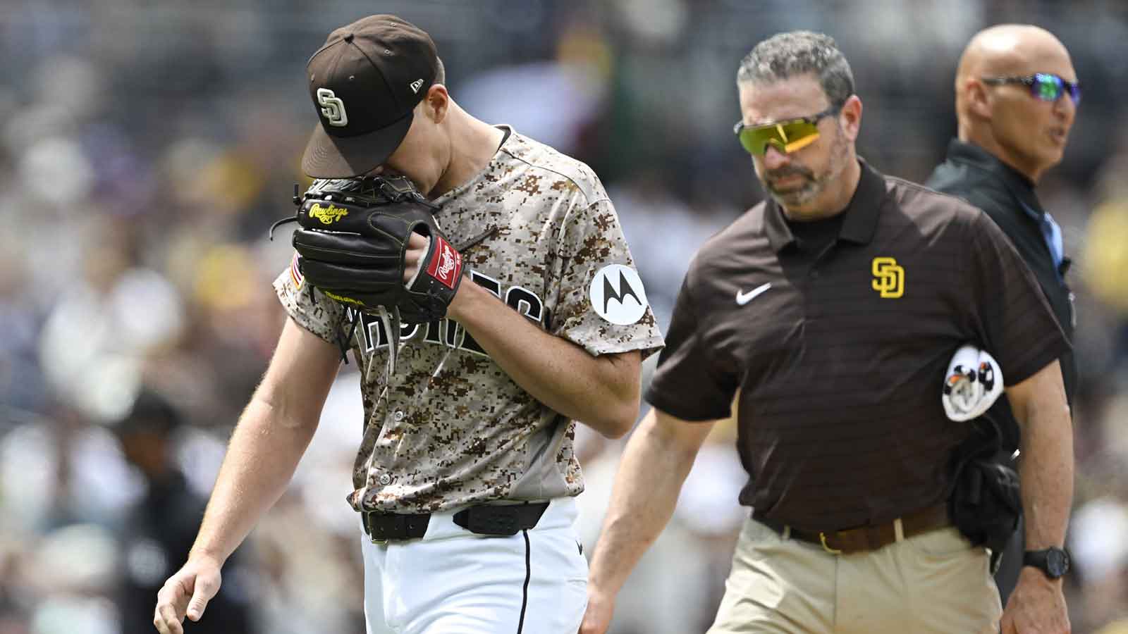 Padres make concerning Nick Pivetta injury move ahead of Mariners game