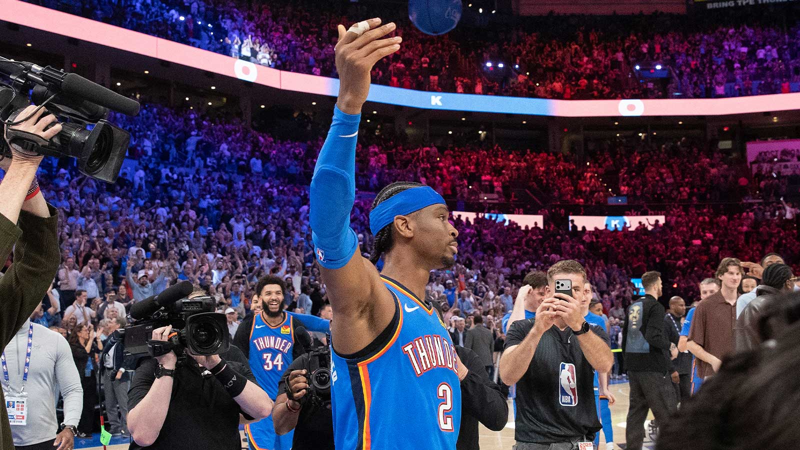 https://wp.clutchpoints.com/wp-content/uploads/2026/04/Shai-Gilgeous-Alexander-celebrating-winning-shot.jpg