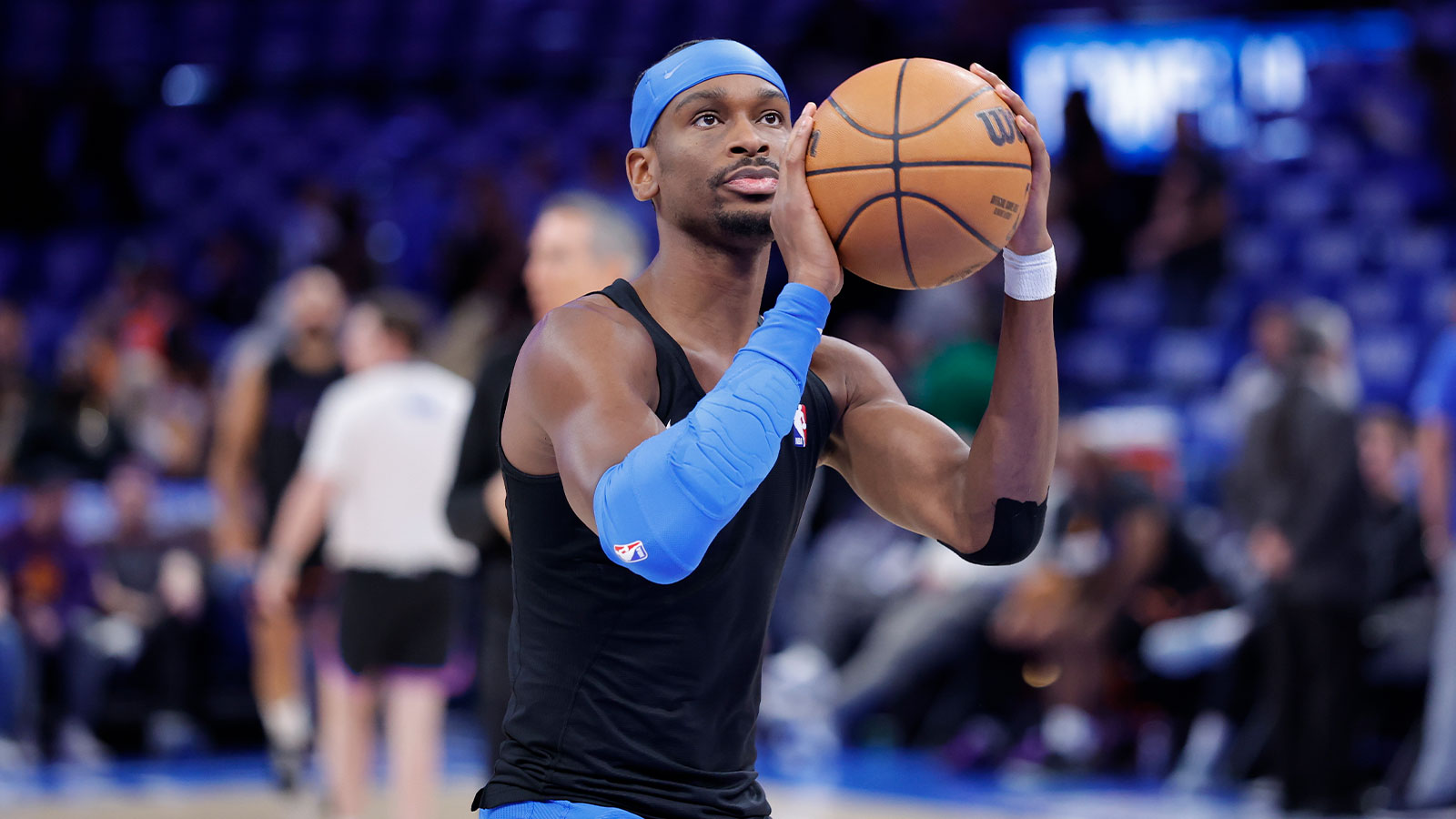 https://wp.clutchpoints.com/wp-content/uploads/2026/04/Shai-Gilgeous-Alexander-warming-up-before-Thunder-playoff-game.jpg