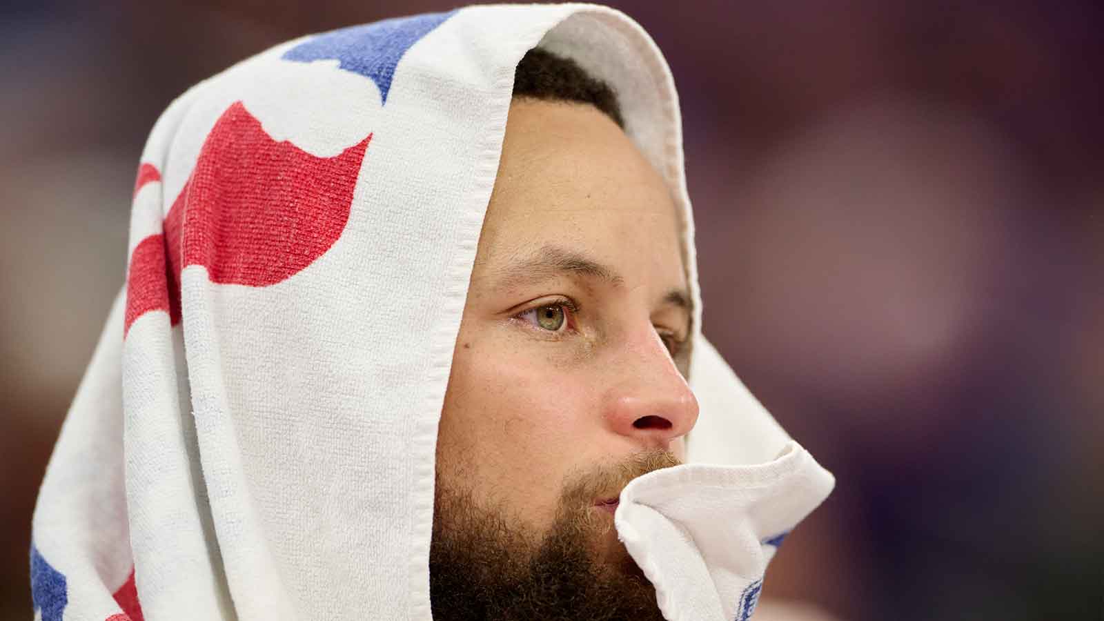 Golden State Warriors guard Stephen Curry (30) looks on from the bench during the third quarter against the Sacramento Kings at Golden 1 Center. 