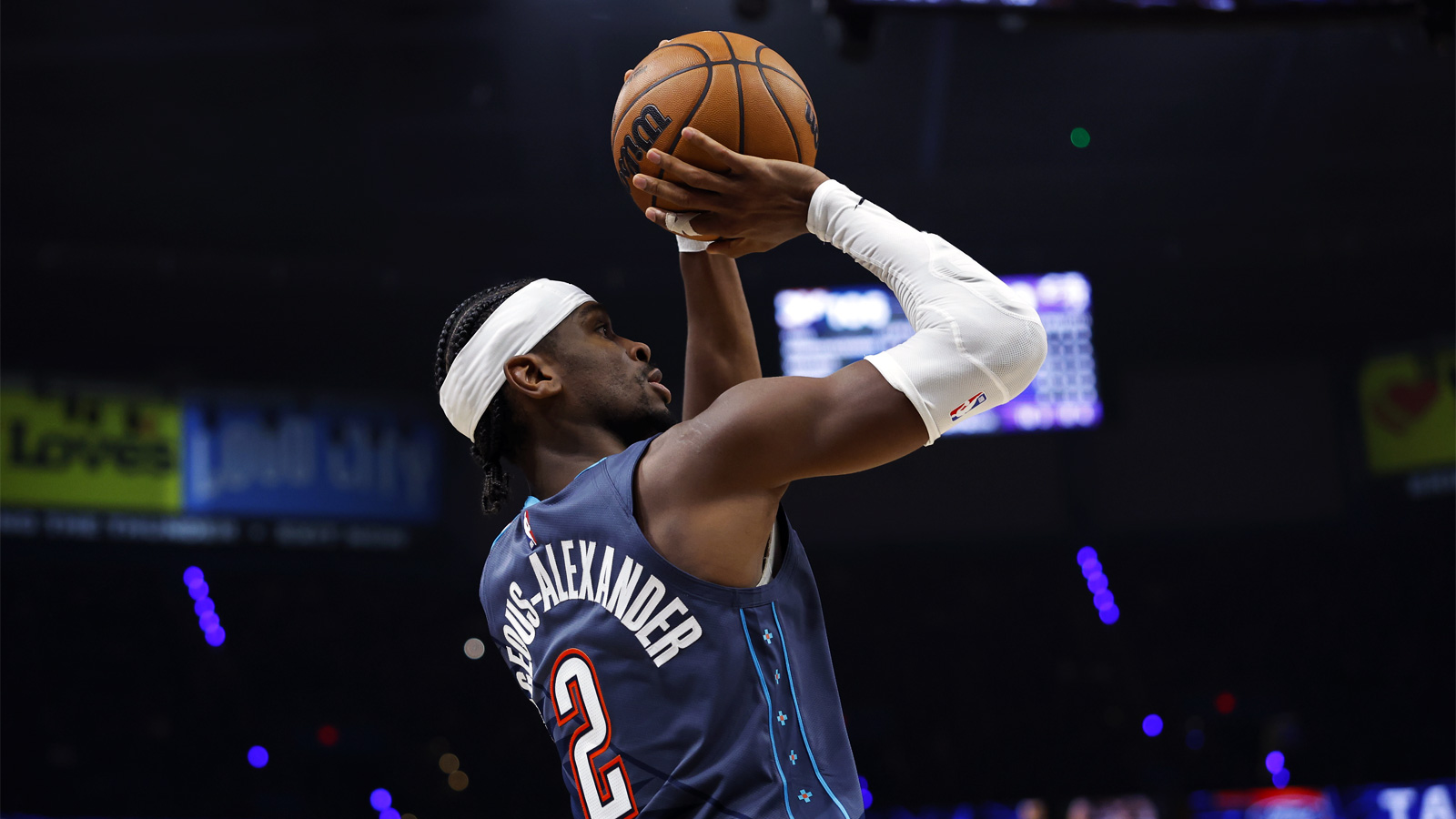 Thunder’s Shai Gilgeous-Alexander reveals hand injury after Game 2 win vs. Suns