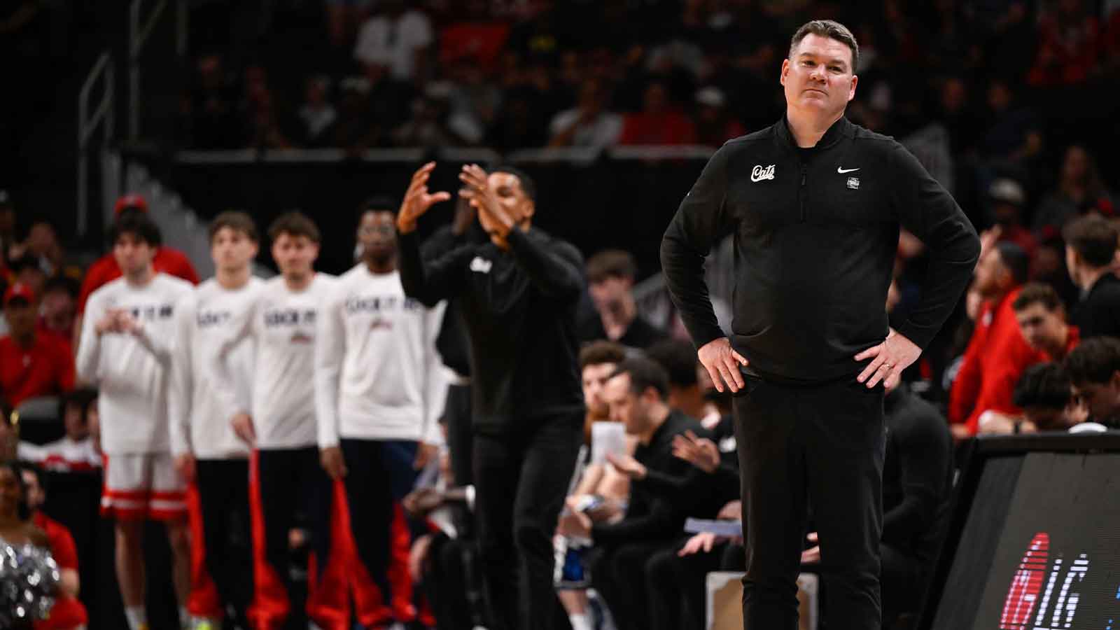 Arizona Wildcats head coach Tommy Lloyd reacts in the first half against the Purdue Boilermakers during an Elite Eight game of the West Regional of the men's 2026 NCAA Tournament at SAP Center.
