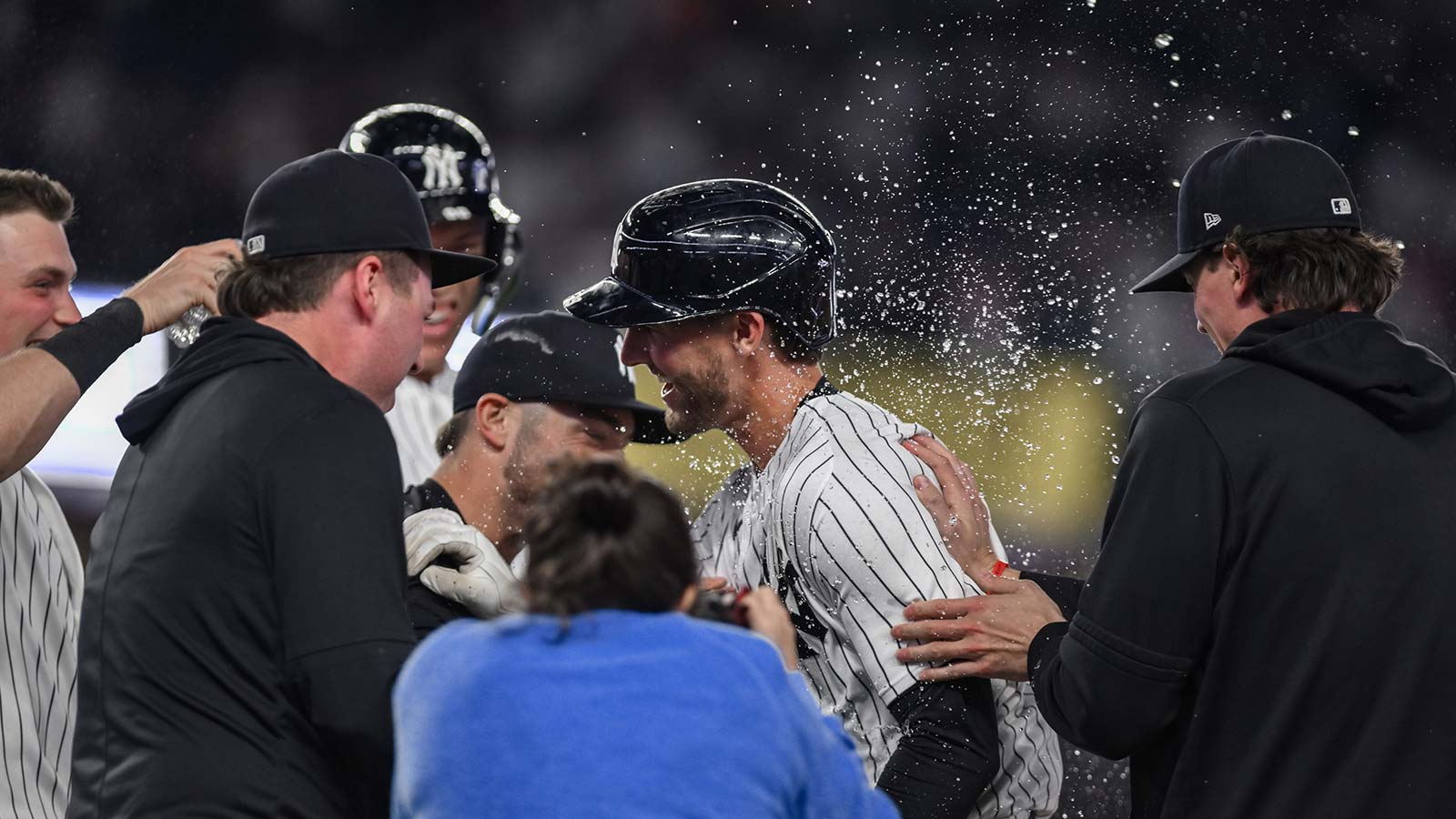 Walk Off Yankees news: NY walks off the Angels in wildest way imaginable